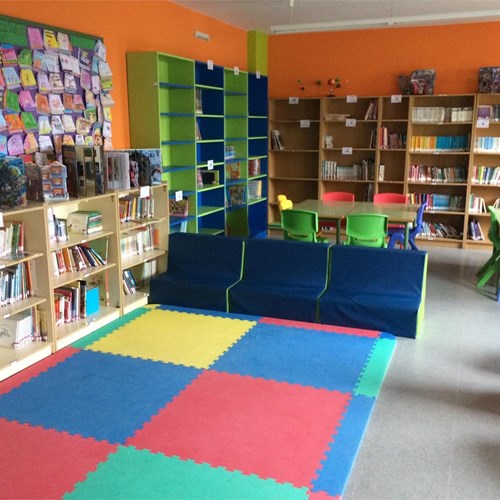 Bibliotecas escolares creciendo contigo, mobiliario adaptado a las distintas edades creando espacios mágicos
