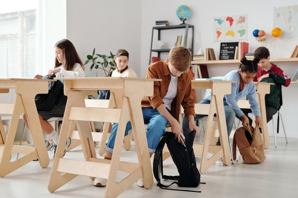 Protecciones a medida para escuelas: creamos equipamientos adaptados a tus necesidades